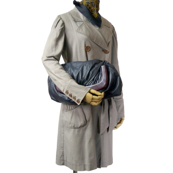 MARNI　バルーンレザークラッチバッグ（黒）