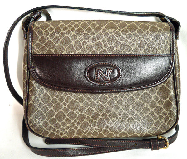 NINA RICCI 　キリン柄斜め掛けショルダー（茶）