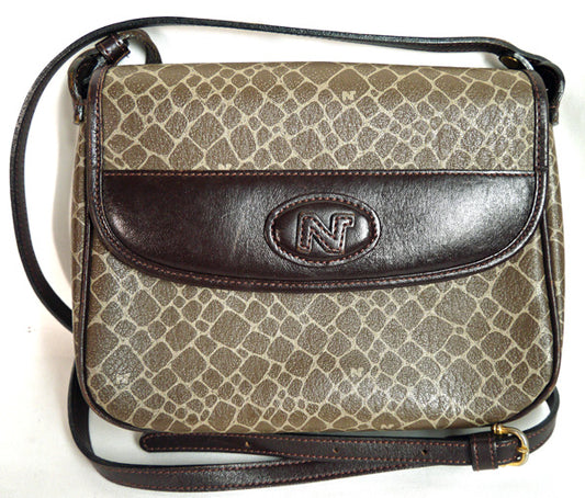 NINA RICCI 　キリン柄斜め掛けショルダー（茶）