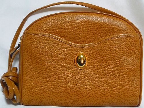 Christian Diorキャメル斜めがけショルダー