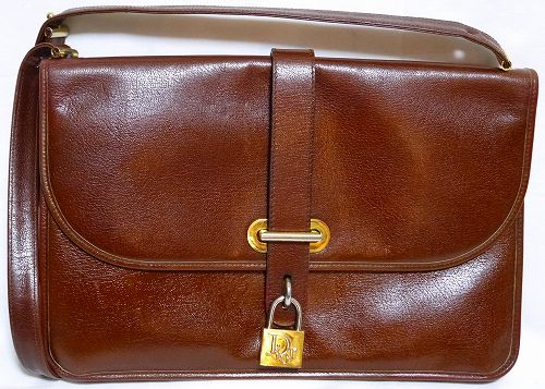 C.Dior 鍵付きワンショルダー（茶・総皮）