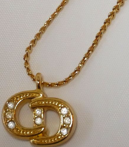 C Dior　ゴールドネックレス
