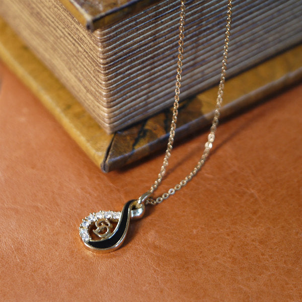 C.Dior　ゴールドネックレス（オニキス）