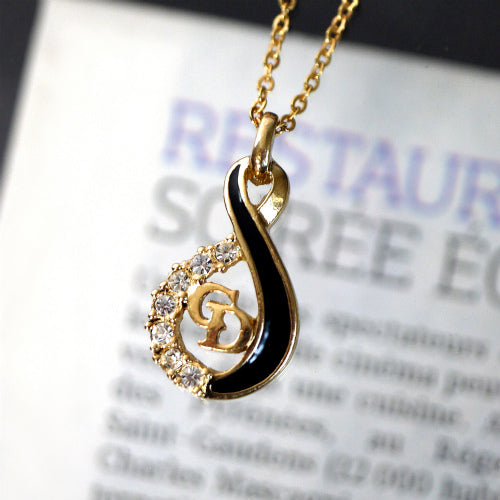 C.Dior　ゴールドネックレス（オニキス）