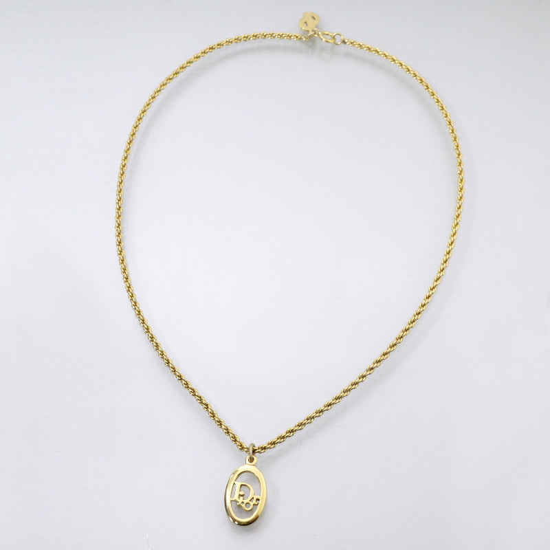 C.Dior オーバルロゴカットアウトネックレス（ゴールド）