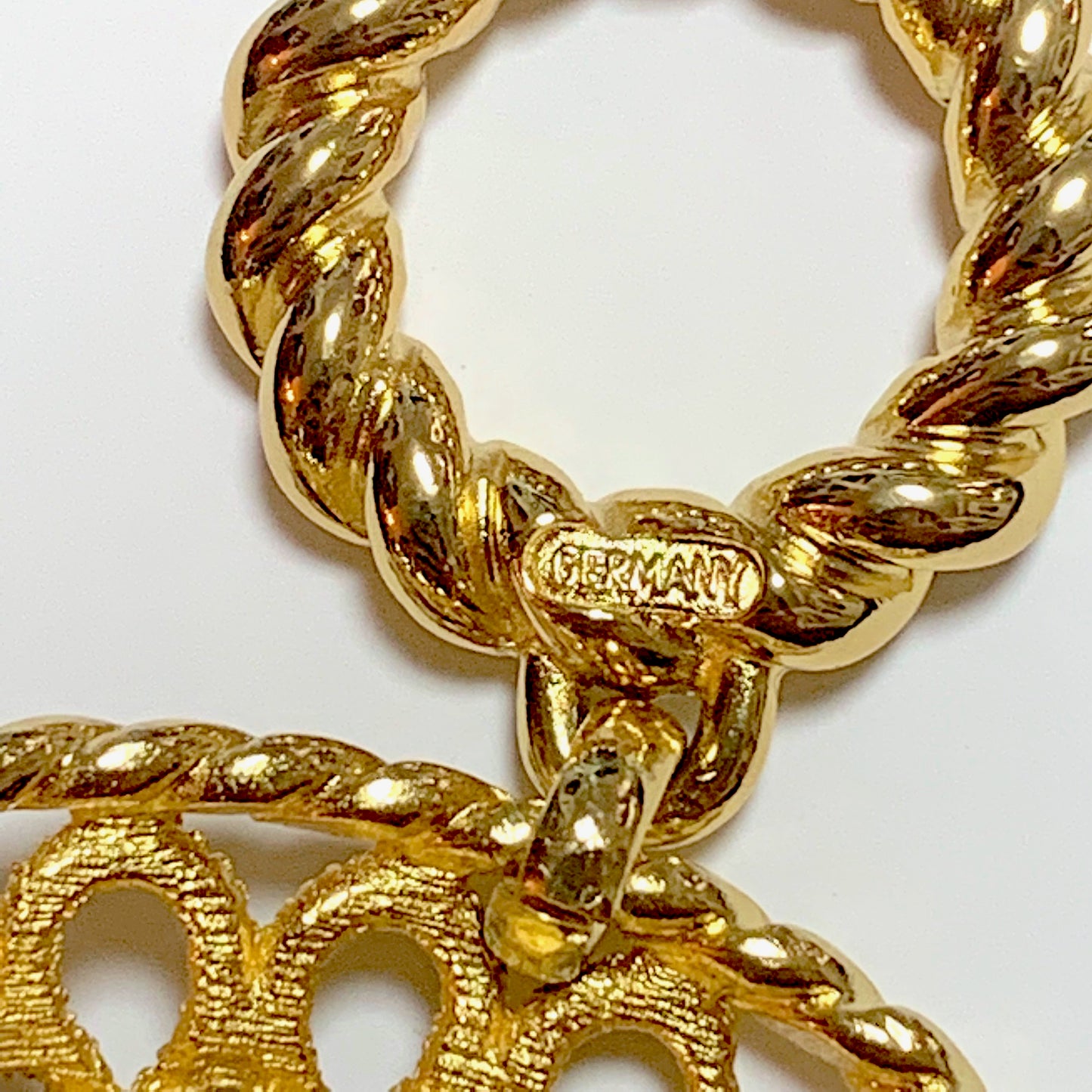 C.Dior　ラピスラズリ 天然石ブレスレット（ゴールド）