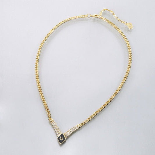 C.Dior　ジルコニア×ブラック ロゴネックレス（ゴールド）