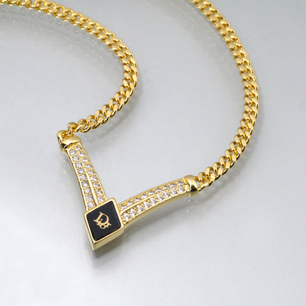 C.Dior　ジルコニア×ブラック ロゴネックレス（ゴールド）