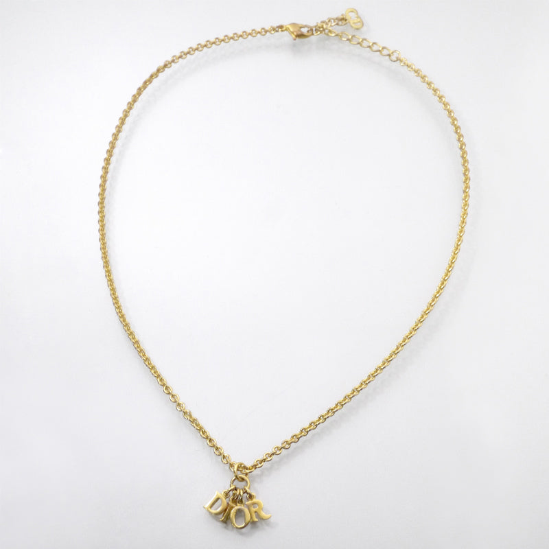 C.Dior ミニロゴチャームネックレス（ゴールド）