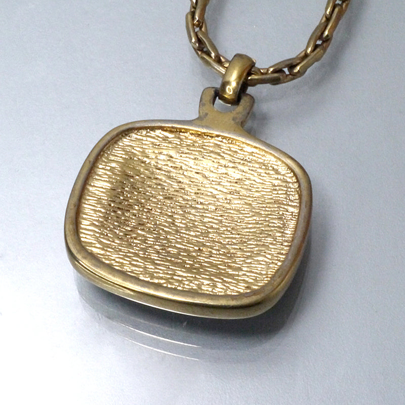 OLD Dior CDロゴ ボルドー石ネックレス (ゴールド)