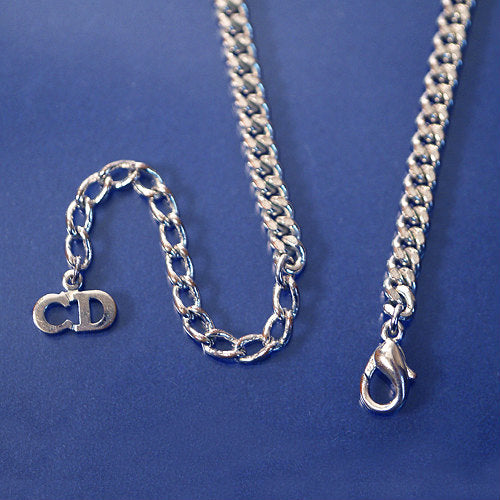 C Dior　シルバー南京錠ネックレス