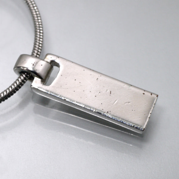 C.Dior ロゴプレートスネークチェーンネックレス（シルバー）