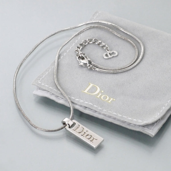 C.Dior ロゴプレートスネークチェーンネックレス（シルバー）