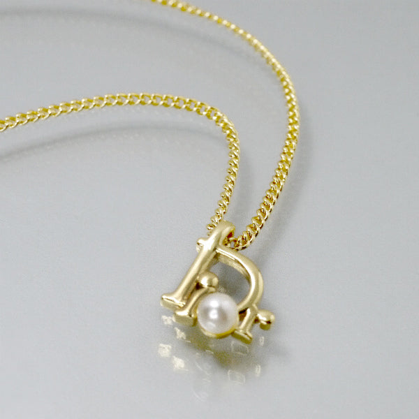 C.Dior 一粒パール×ロゴプレートネックレス（ゴールド）