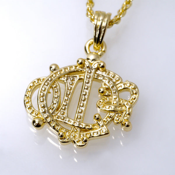 C.Dior　エンブレムロゴ ネックレス（ゴールド）