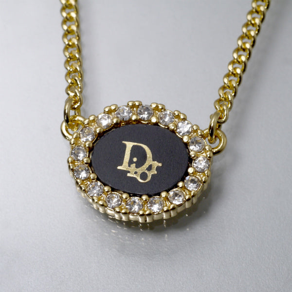 C.Dior ラインストーンオーバルロゴネックレス（ブラック×ゴールド）