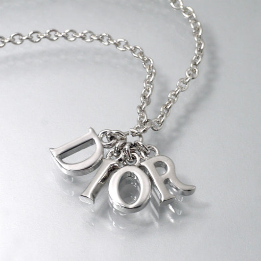 C.Dior ミニロゴチャームネックレス（シルバー）