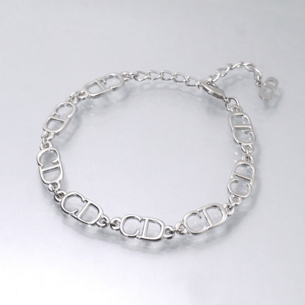 C.Dior　ロゴチェーンブレスレット（シルバー）