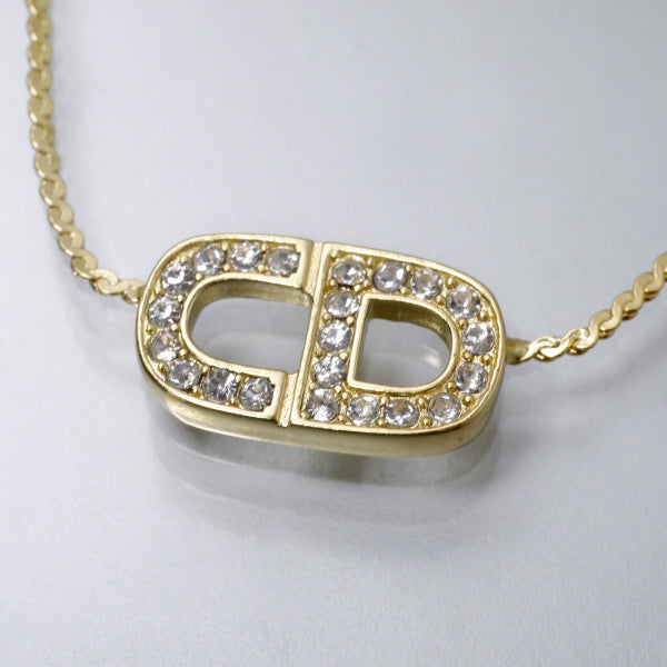 C.Dior　ラインストーンCDロゴプレートネックレス（ゴールド）