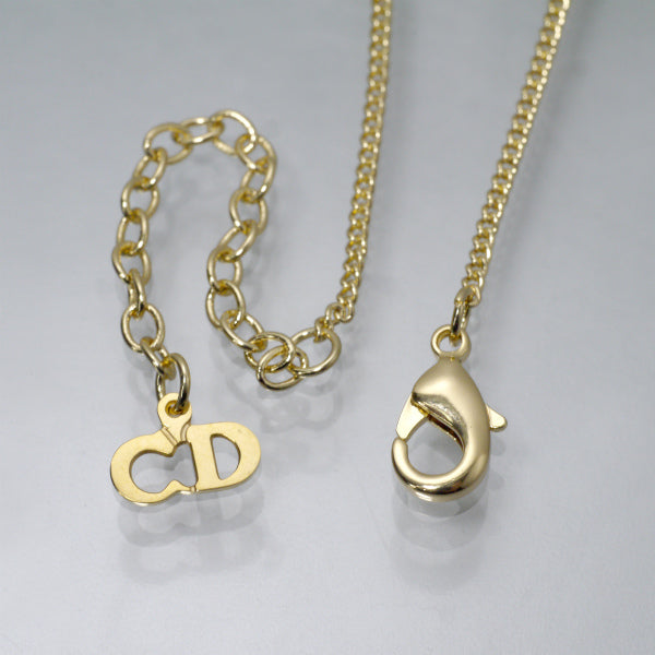 C.Dior ラインストーンロゴネックレス（ゴールド）