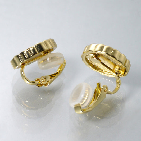 C.Dior　ラウンドロゴイヤリング（ゴールド）