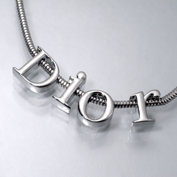 C.Dior ロゴチャーム スネークチェーンネックレス（シルバー）