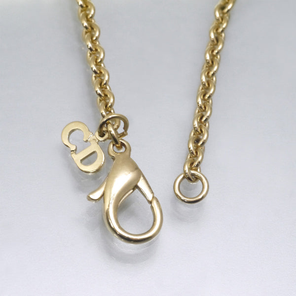 C.Dior ラインストーンロゴチャームネックレス（ゴールド）