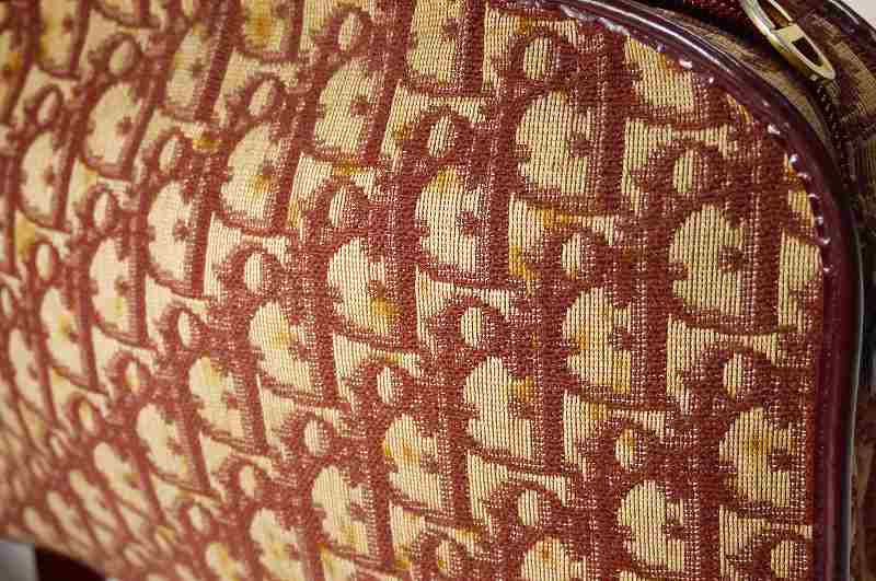 OLD Dior＜訳あり＞トロッター丸型ショルダー（赤系）