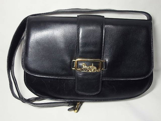 Old Celine 馬車金具ショルダー（黒総皮）