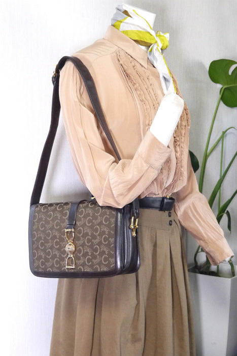 Old Celine　トランザットライン馬車ショルダー（濃茶）