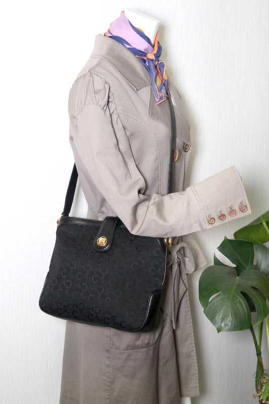 Old Celine　ジャガード馬車柄スクエアショルダー（黒）
