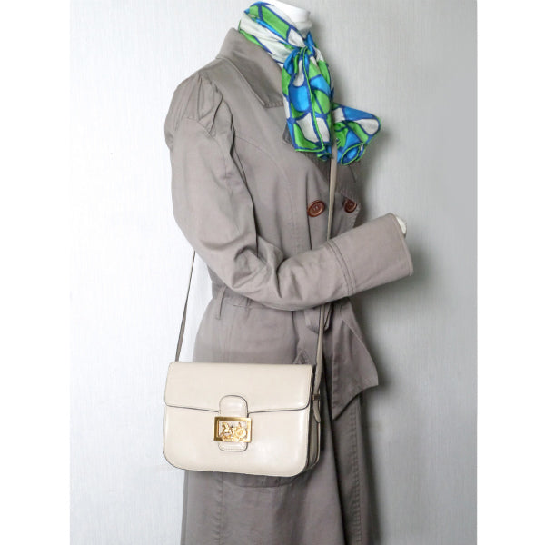 OLD CELINE 馬車金具3層ショルダーバッグ（ベージュ/総革）
