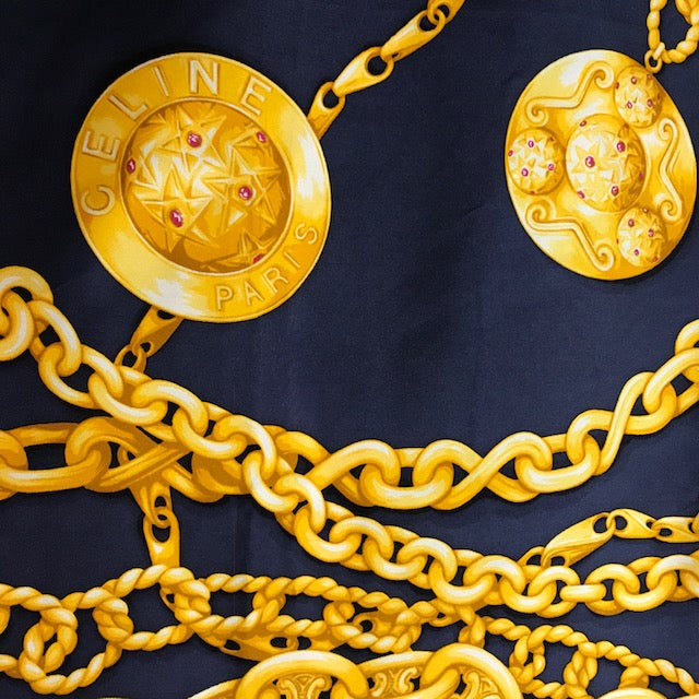 OLD CELINE　ゴールドチェーン　大判スカーフ（紫）