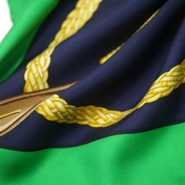 OLD CELINE　紋章 馬車柄 大判シルクスカーフ（緑系）