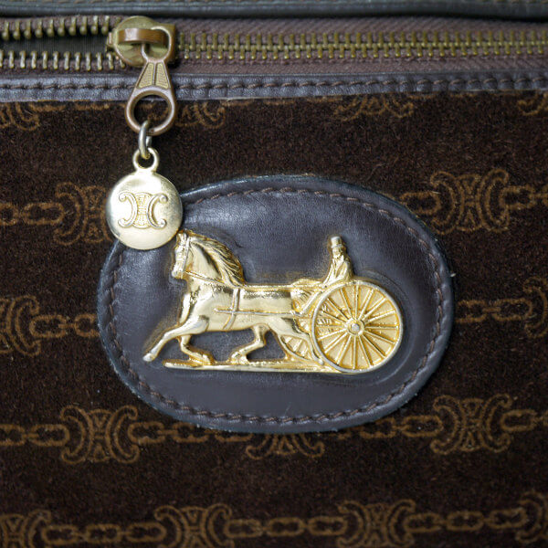 OLD CELINE　馬車ロゴチェーン柄スエードショルダー（濃茶）