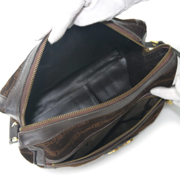 OLD CELINE　馬車ロゴチェーン柄スエードショルダー（濃茶）