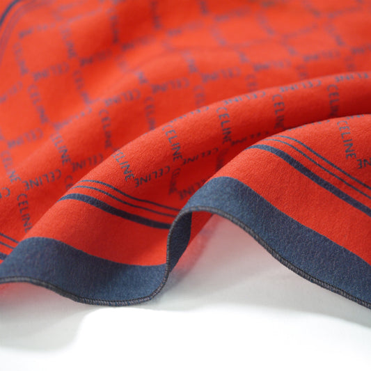 CELINE　赤シルクスカーフ