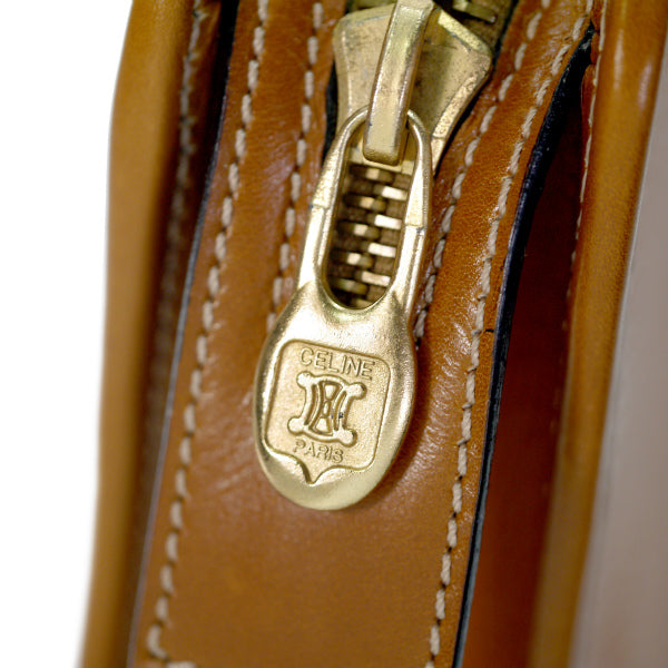 OLD CELINE　型押しレザー クラッチバッグ（キャメル）
