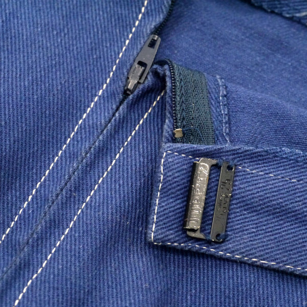 OLD CELINE　ロゴプレート付セミフレアデニムスカート（ブルー）