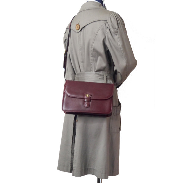 美品 正規品 セリーヌ ショルダーバッグ マカダム レザー ボルドー 革 OLD CELINE マカダムロゴ金具スクエアレザーショルダー（ボルドー