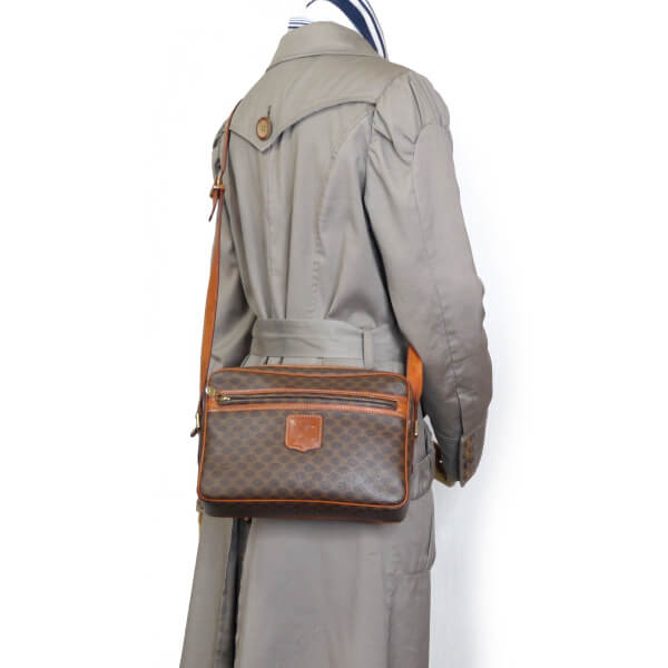 OLD CELINE　マカダム柄ロゴ刻印 横長ショルダー（茶）