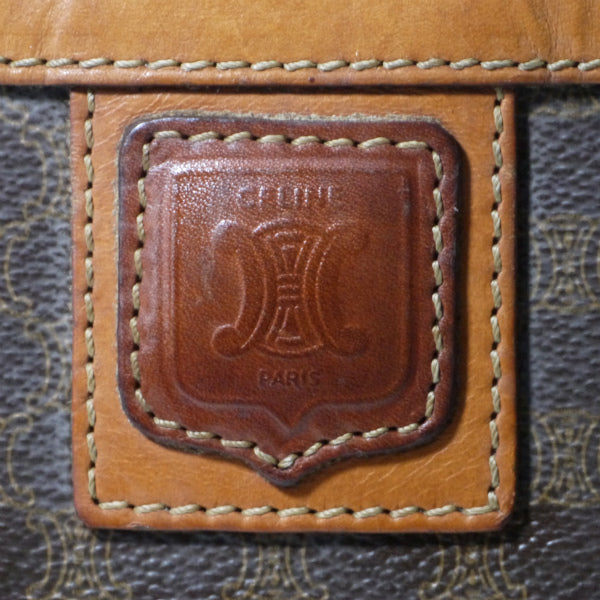 O様専用 OLD CELINE マカダム柄ロゴエンボスクラッチバッグ（茶）