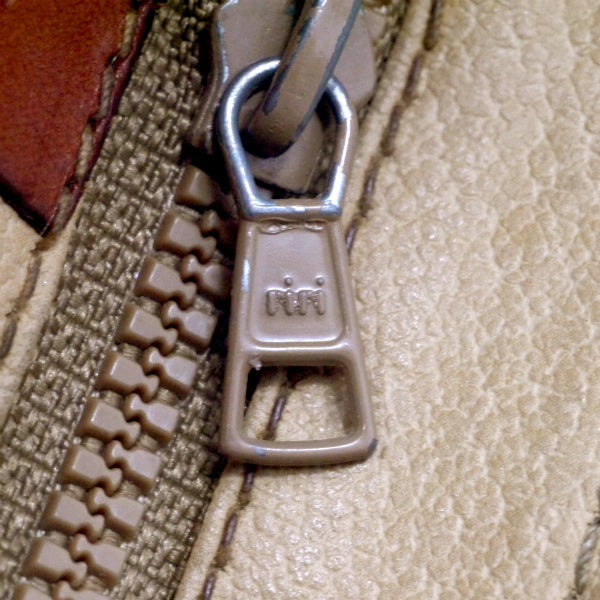 OLD CELINE　エンボスロゴ刻印マカダム柄ミニショルダー（茶）