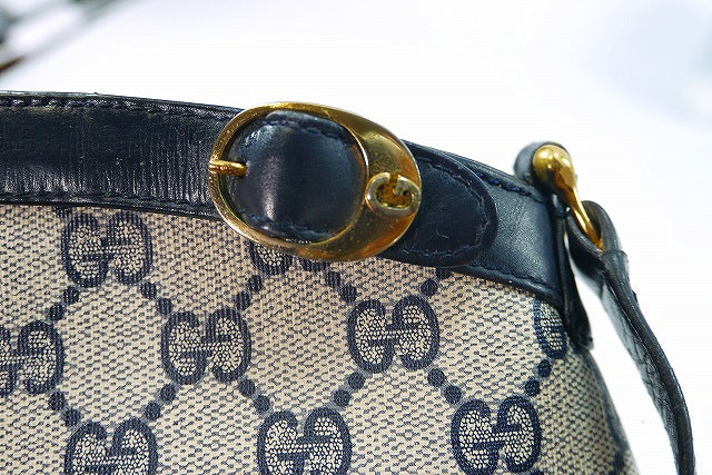 OLD Gucci ベルトデザイン丸型ポシェット（青）