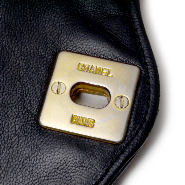 OLD CHANEL　エッジデザインWフラップWチェーンバッグ（黒）