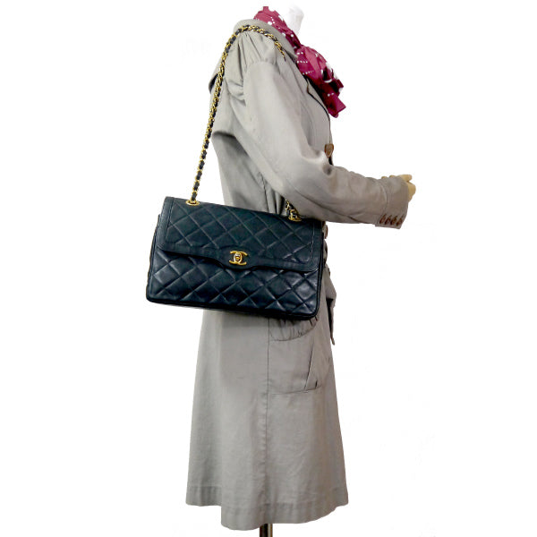 OLD CHANEL　エッジデザインWフラップWチェーンバッグ（黒）