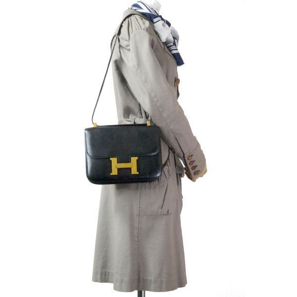 HERMES 80s!vintageコンスタンス23ボックスカーフ（黒）