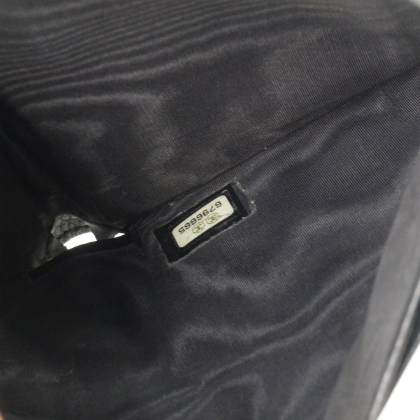 OLD CHANEL　ココステッチ三つ折財布（黒/キャビアスキン）