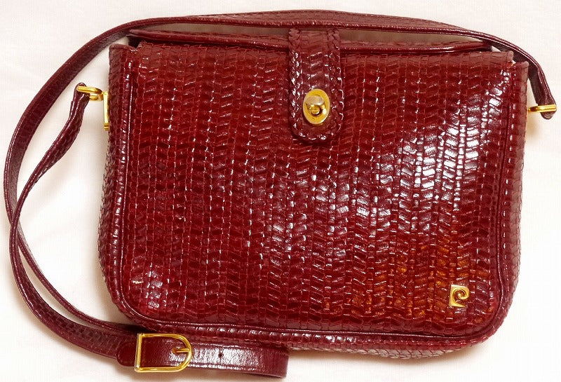 Pierre Cardin　編み込みレザー斜め掛けショルダー（ボルドー）