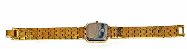 Pierre cardin　蛇腹腕時計